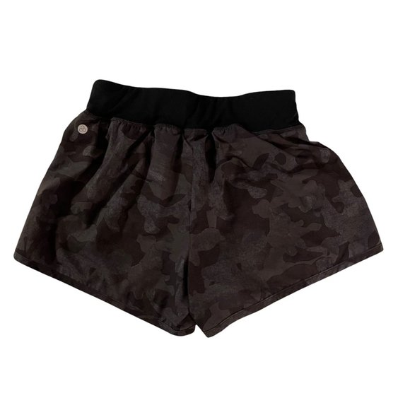 Girl's Zella SZ 12/14 Grey Elastic Waist Grey Camo Shorts - Picture 3 of 8